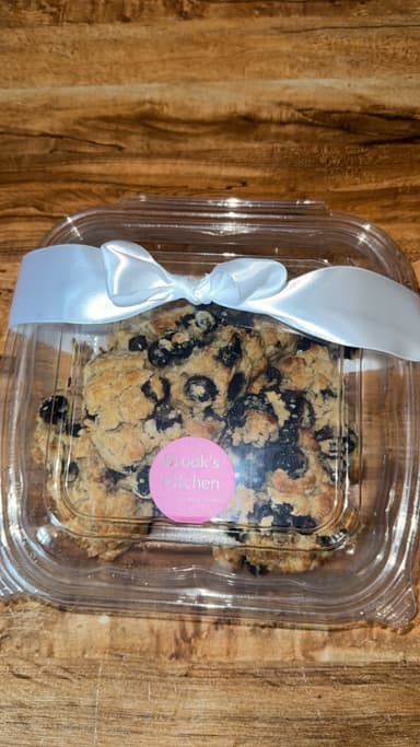 Cinnamon rolls close up